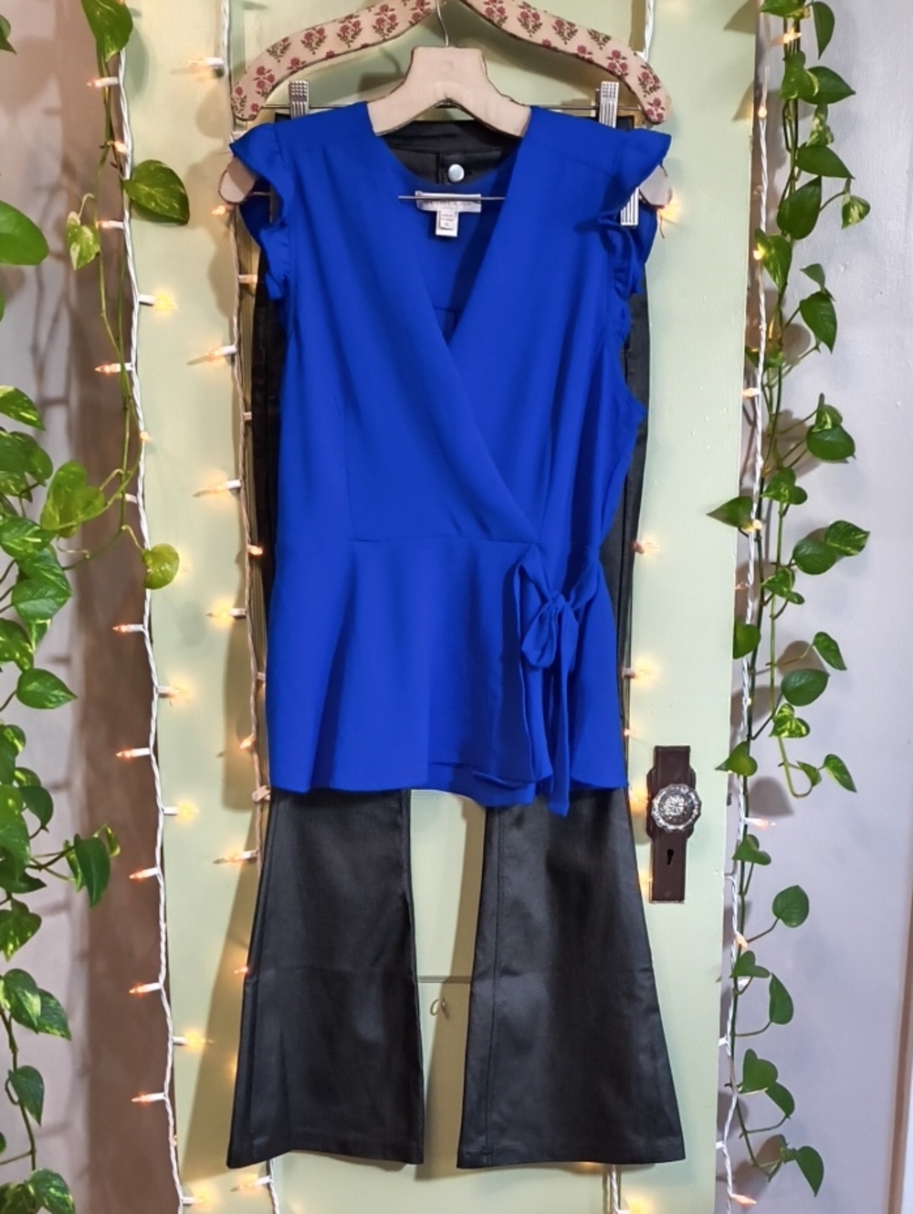 Women's Monteau Los Angeles Electric Ruffle Faux Wrap Sleeveless Blouse XL - Picture 10 of 11